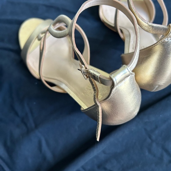 Gold 3 inch heeled Vince Camino sandals - Picture 3 of 5